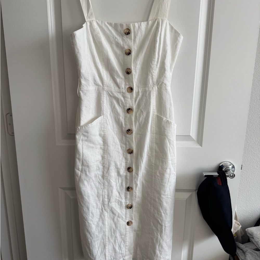 Forever 21 White Sleeveless Sheath Midi Dress